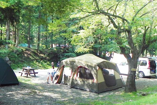 【海あり山あり】いま神奈川のキャンプ場がアツい！おすすめキャンプ場を大公開！